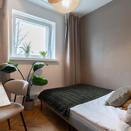 Warsaw Concierge Kinowa Gardens Apartment Ngoại thất bức ảnh